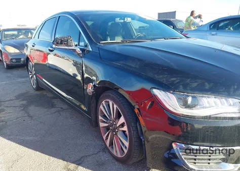 2017 Lincoln Mkz Hybrid Reserve z USA, uszkodzony, nr VIN 3LN6L5MU1HR637790